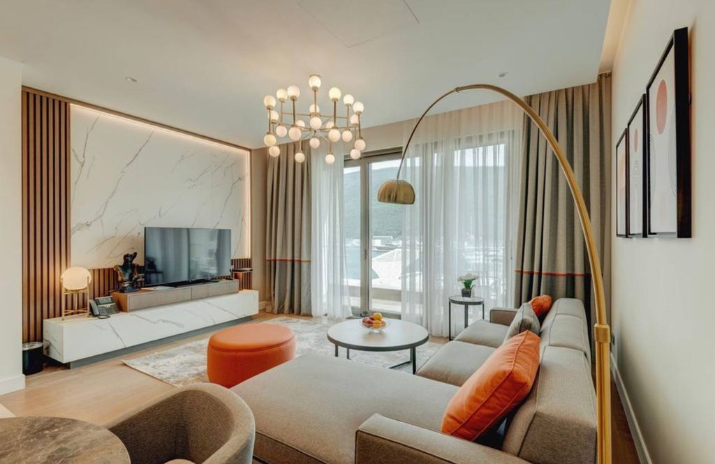Престижная квартира 82 м2 в Продажа Porto Novi, Херцег-Нови, Herceg Novi