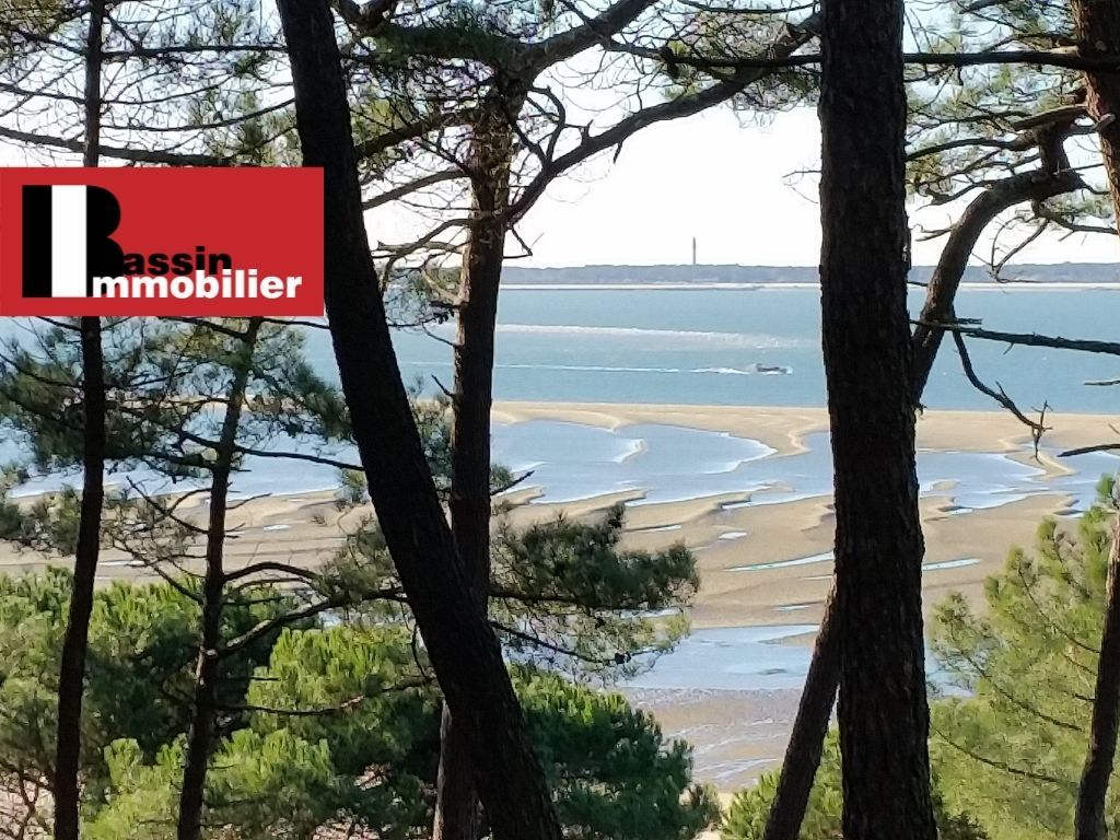 8 room luxury Villa for sale in Plage Péreire, Arcachon, Gironde