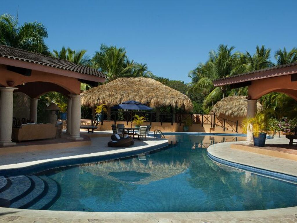 8 bedroom luxury New Construction for sale in La Romana, Provincia de