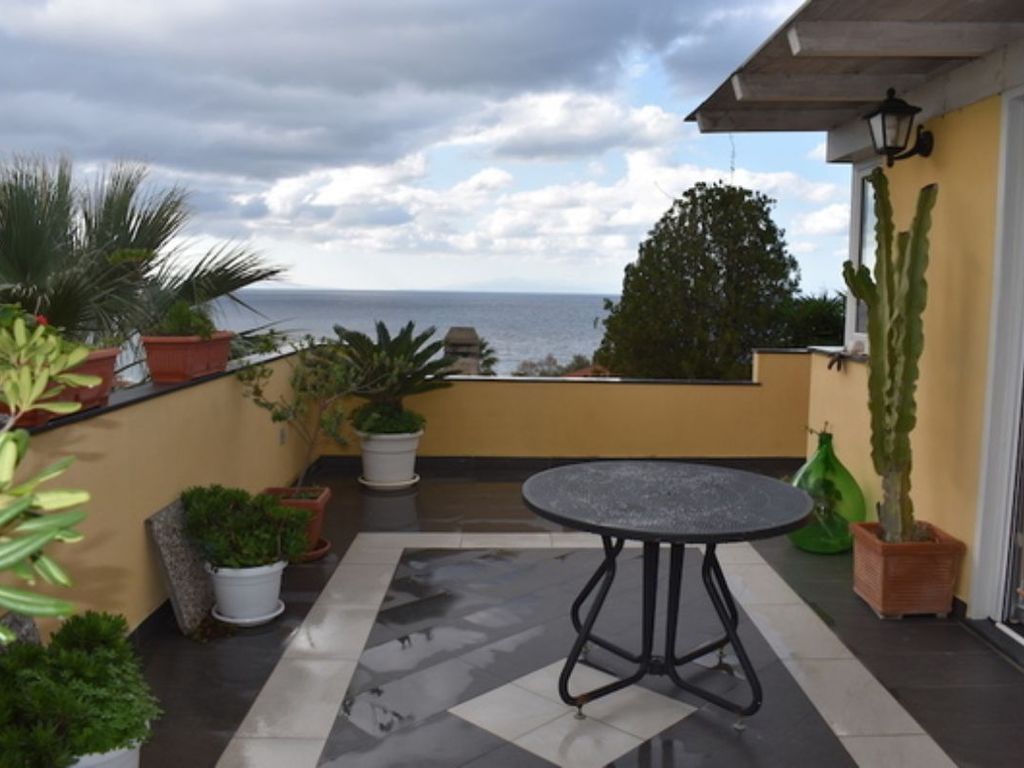 Villa di 140 mq in vendita Parghelia, Calabria