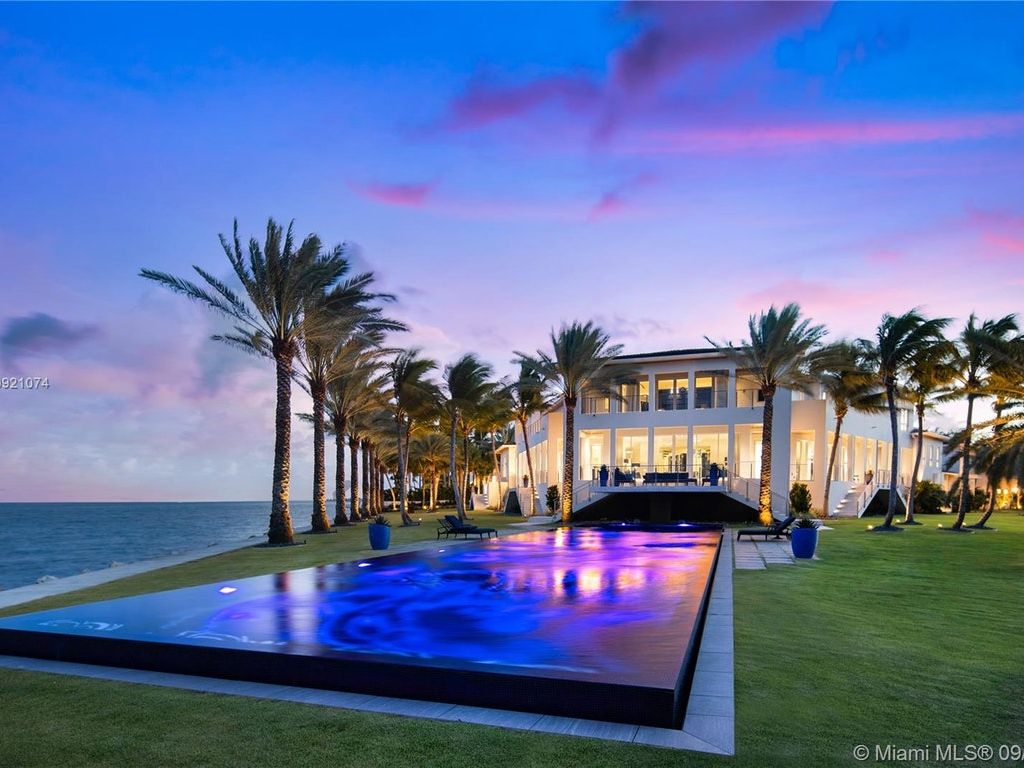 8 bedroom luxury Villa for sale in 41 Arvida Pkwy, Coral Gables, MiamiDade, Florida 104016403