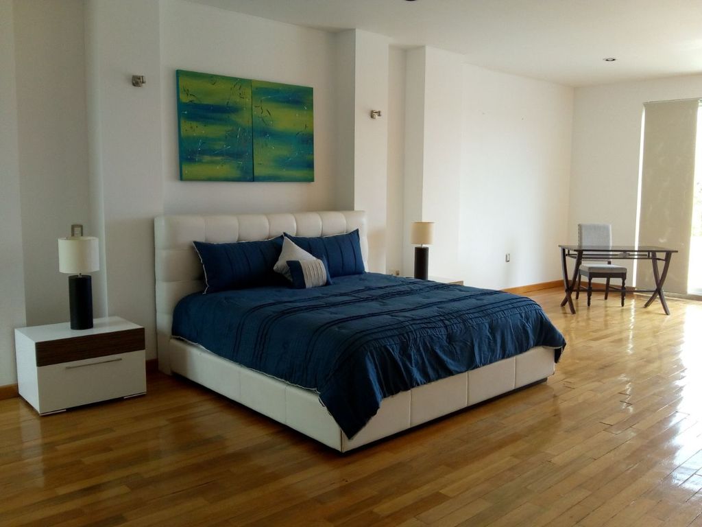 4 room luxury House for sale in Calle Everest 131, Residencial Cumbres