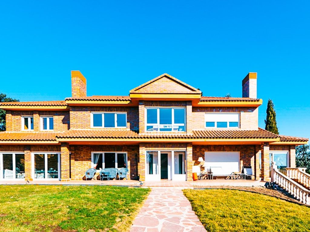 6 bedroom luxury House for sale in Ciudalcampo, Madrid, Province of