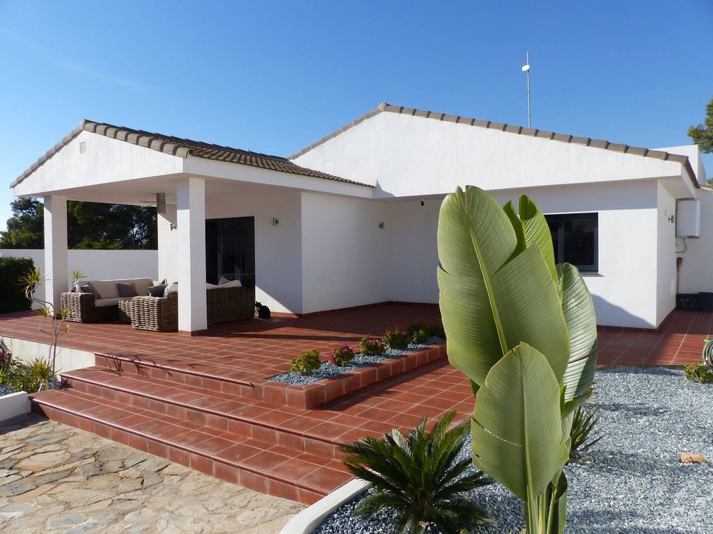 Villa / Chalet de 113 m2 en venta La Azohía, Región de Murcia