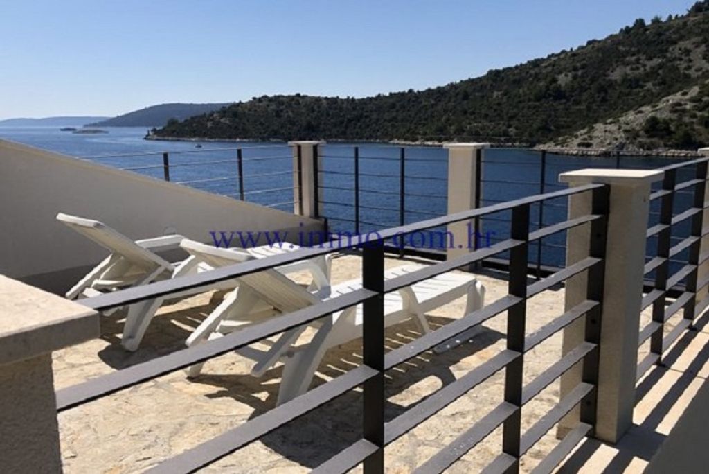 Luxuriöses Einfamilienhaus, 5 Schlafzimmer, zu verkaufen in Trogir