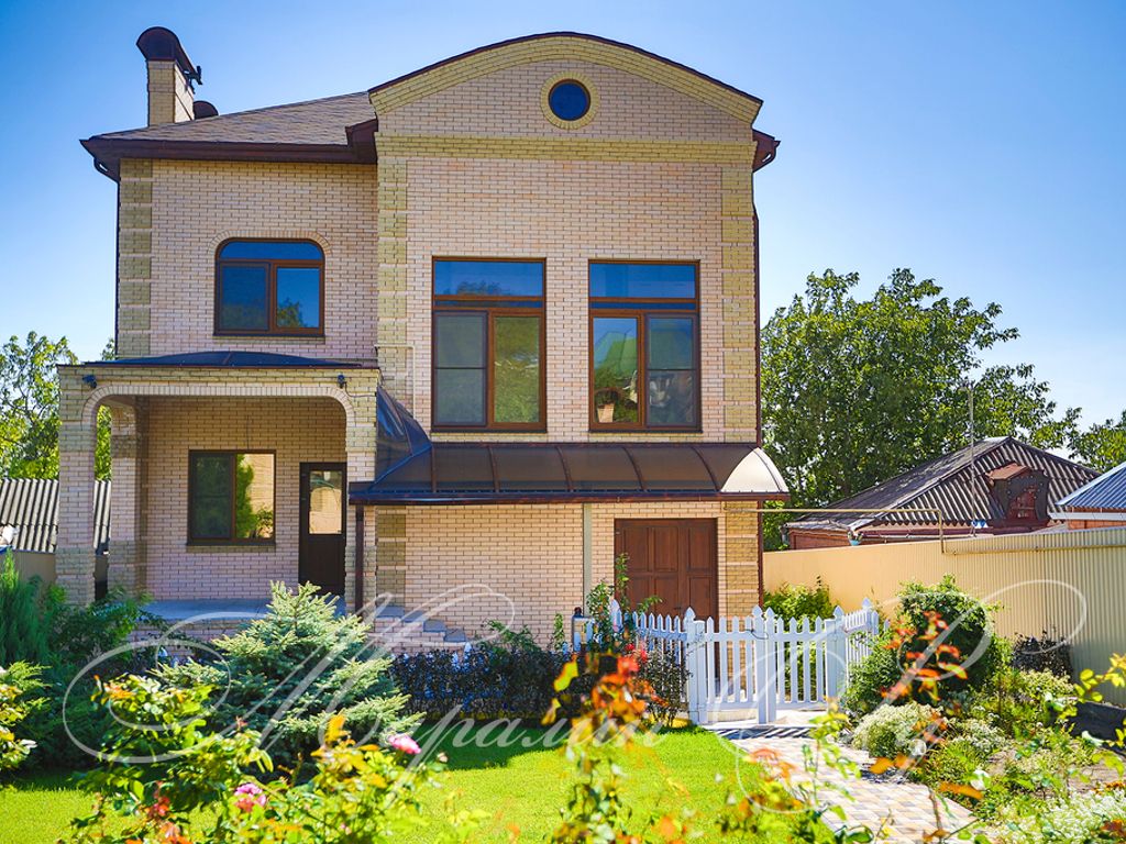 4 bedroom luxury House for sale in ул. Портовая, RostovonDon, Rostovskaya Oblast’ 46934061