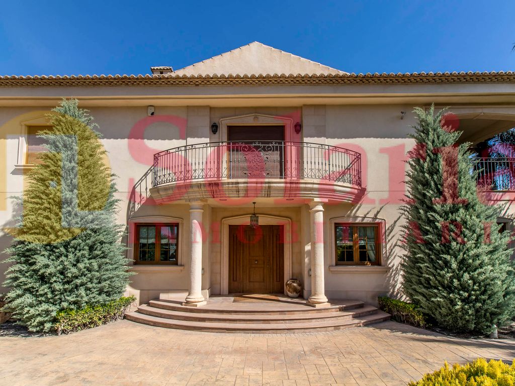 4 bedroom luxury Villa for sale in Perleta, Elche, Province of Alicante