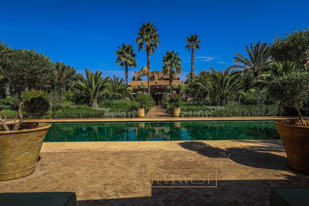 8 room luxury House for sale in Marrakech, MarrakeshSafi 129561924