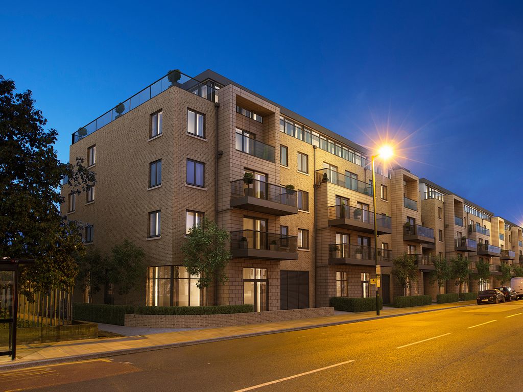 1 room luxury Flat for sale in Argo House, Kilburn Park Road, London