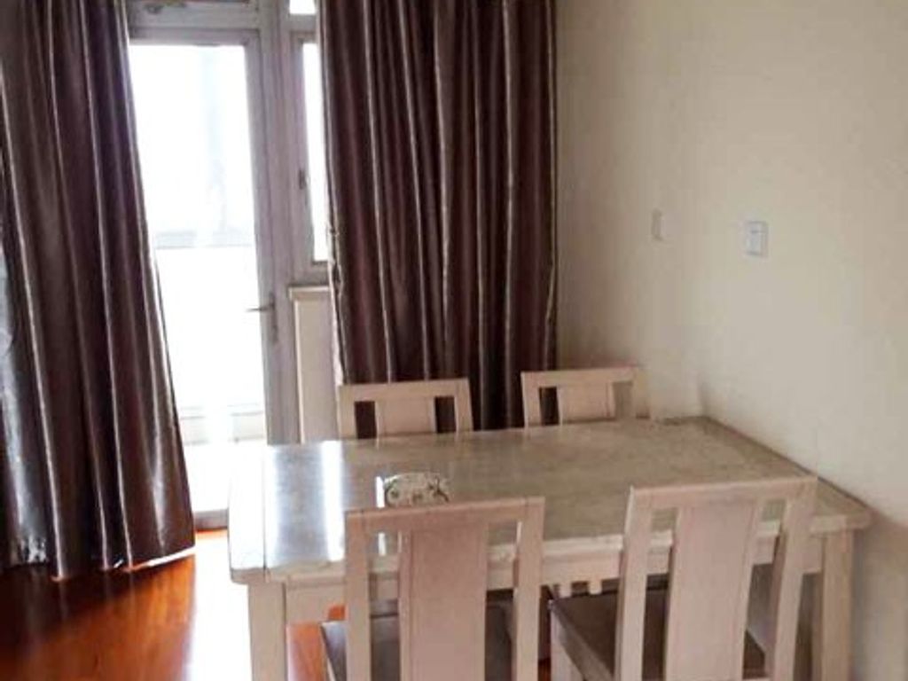 3 bedroom luxury Flat for rent in 1299 Dingxiang Road, Shanghai