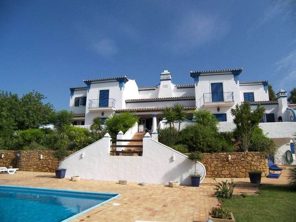 Property for sale in Faro, Distrito de Faro 15701841