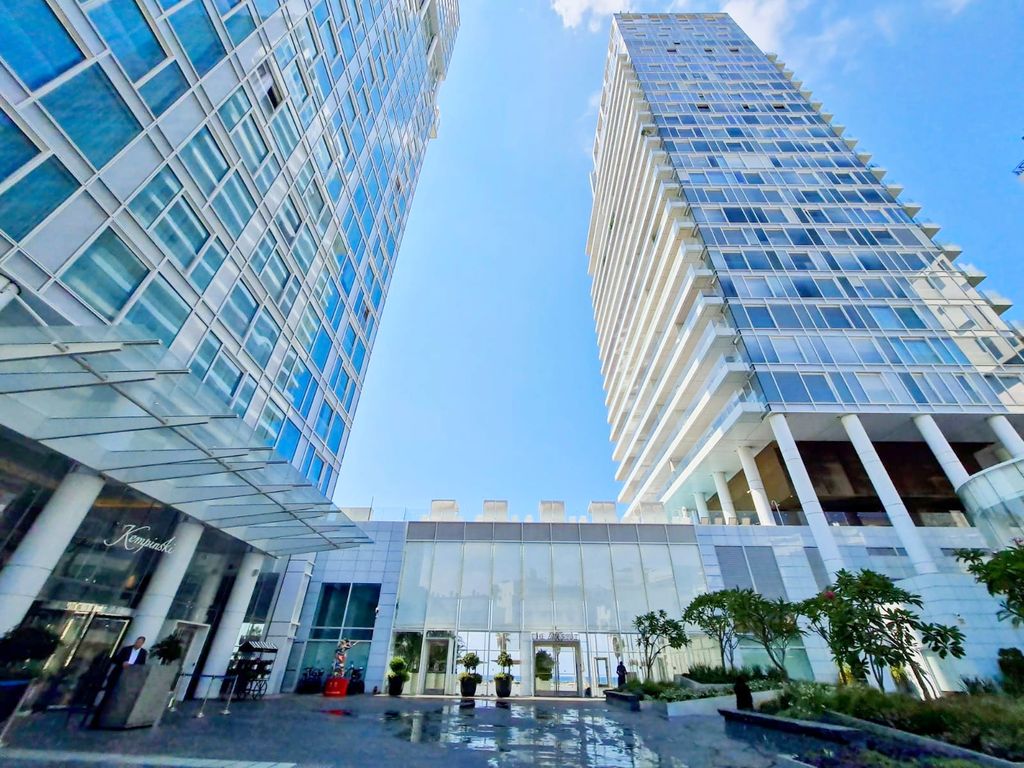 5 bedroom luxury penthouse for sale in HaYarkon St 51, Tel AvivYafo, Israel, Tel Aviv Yaffo