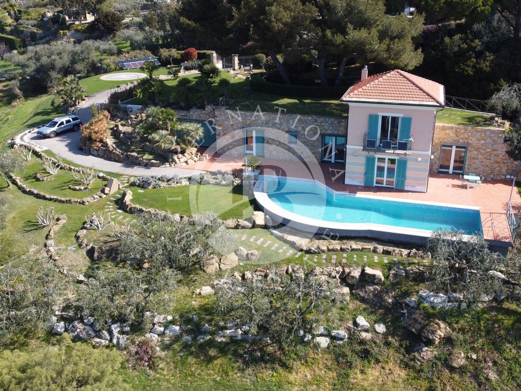 Esclusiva villa di 350 mq in vendita Bordighera, Italia
