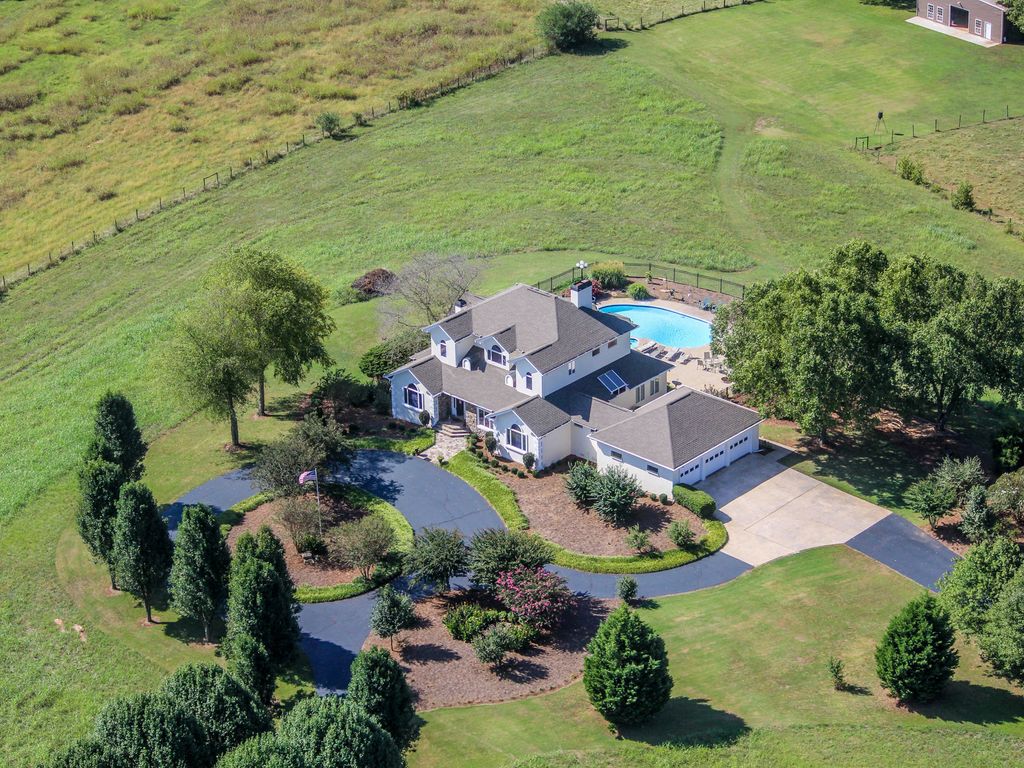 4 bedroom luxury House for sale in 4080 Ellison Farm Rd, Braselton