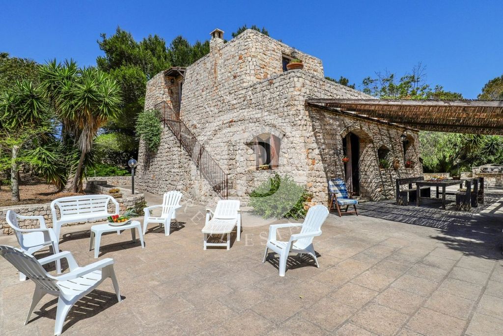 Prestigiosa villa di 212 mq in vendita Pescoluse, Marina di Pescoluse, Puglia