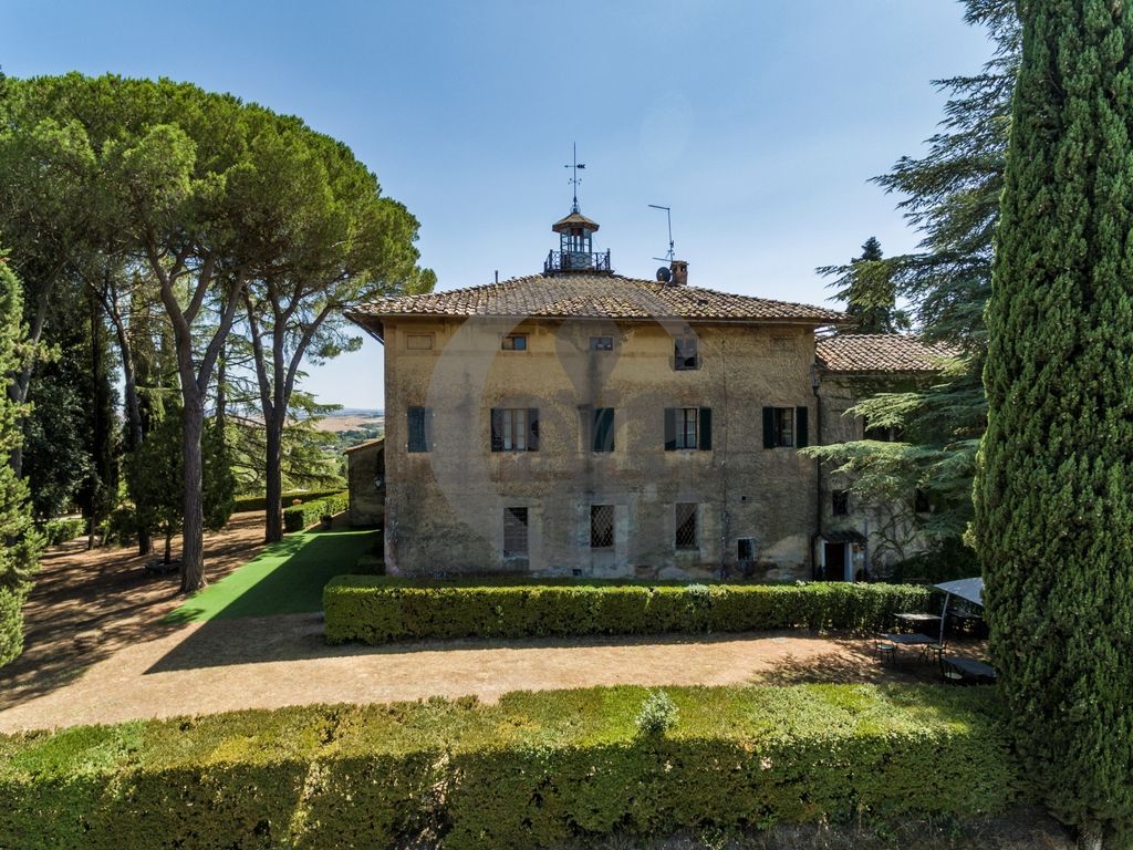 Villa di 2980 mq in vendita Via Val di Pugna, Siena, Toscana