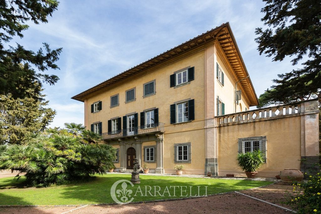 Prestigiosa villa di 1371 mq in vendita, via francesco petrarca, Usigliano, Pisa, Toscana