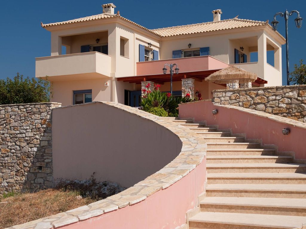 Villa de luxe de 5 chambres en vente Petalidi, Petalídhion, Nomós