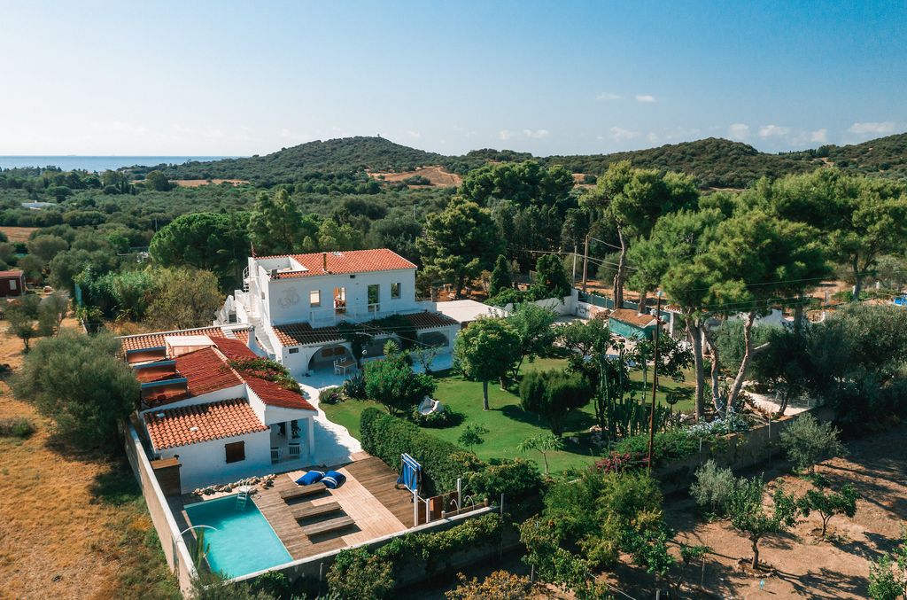 Villa di 330 mq in vendita Porto Columbu-Perd'È Sali, Sardegna
