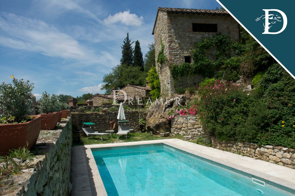 Esclusiva villa di 600 mq in vendita Strada di Cispiano 11, Castellina in Chianti, Siena, Toscana