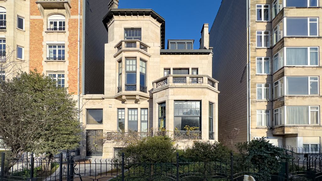 Maison de ville de luxe de 7 chambres en vente Bruxelles (Etterbeek