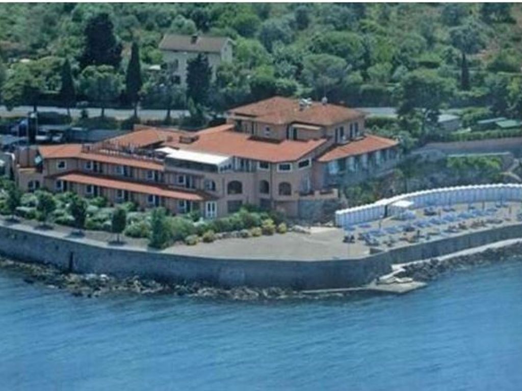 Villetta a Schiera di 1000 mq in vendita Porto Santo Stefano, Toscana