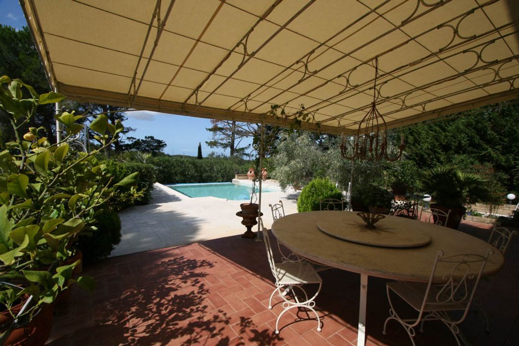 Prestigiosa villa di 200 mq in vendita, Guardistallo, Toscana