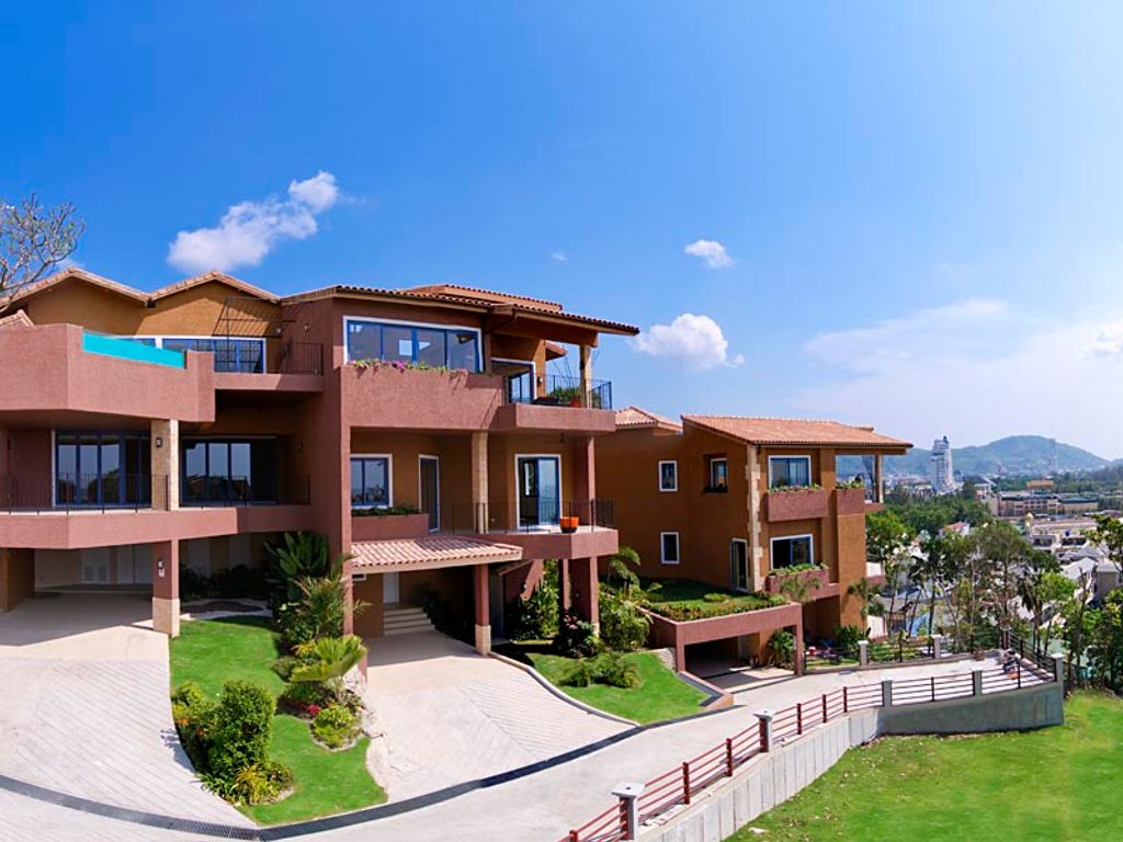 5 bedroom luxury Villa for Sale in Patong, Phuket Province 10039934