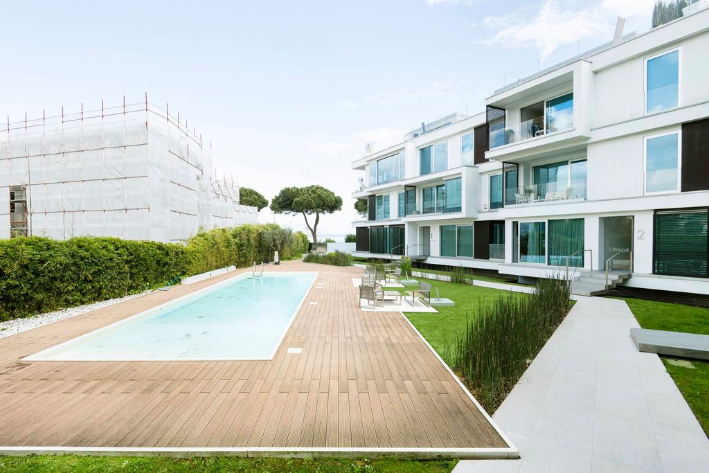 Appartamento di lusso di 125 m² in vendita VIA CATULLO, Lonato, Brescia, Lombardia