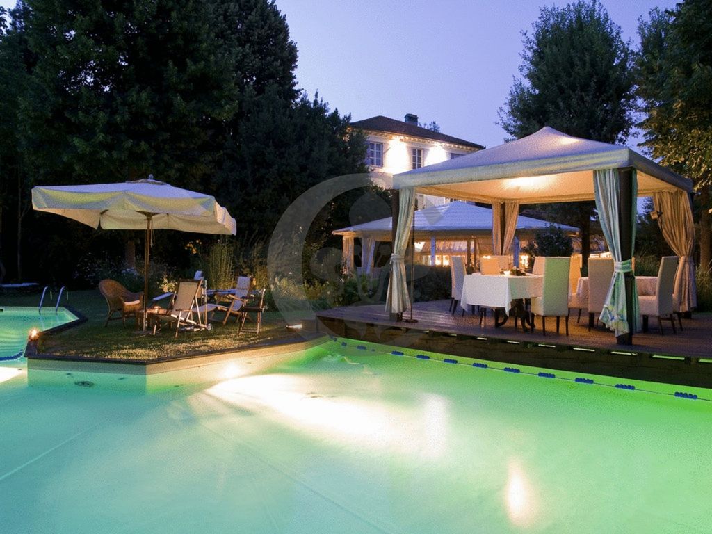 Villa di 1120 mq in vendita Traversa ⅱ Via Per Vorno, Lucca, Toscana