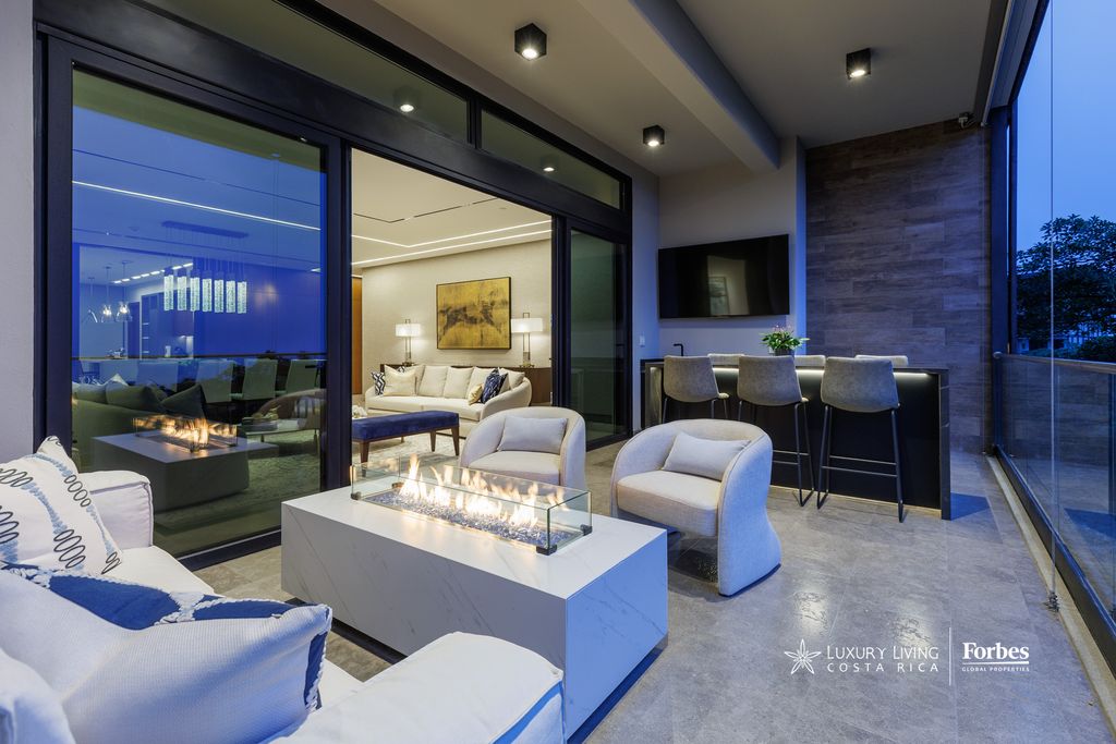 Элитная квартира 426 м2 в Продажа Pozos, Коста-Рика