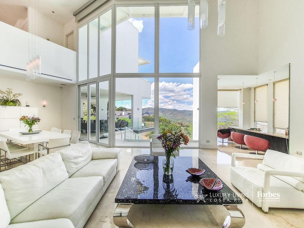 Эксклюзивный Особняк 1000 м2 в Продажа Cerro Colón, San José, San Carlos, Provincia de Alajuela