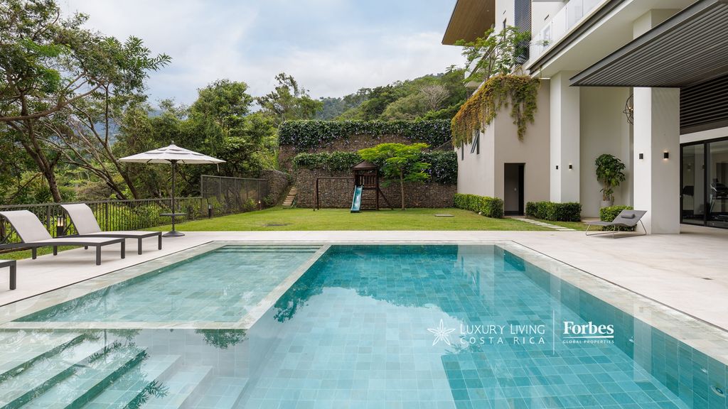 Элитная квартира 495 м2 в Продажа San Rafael, Escazú, Provincia de San José