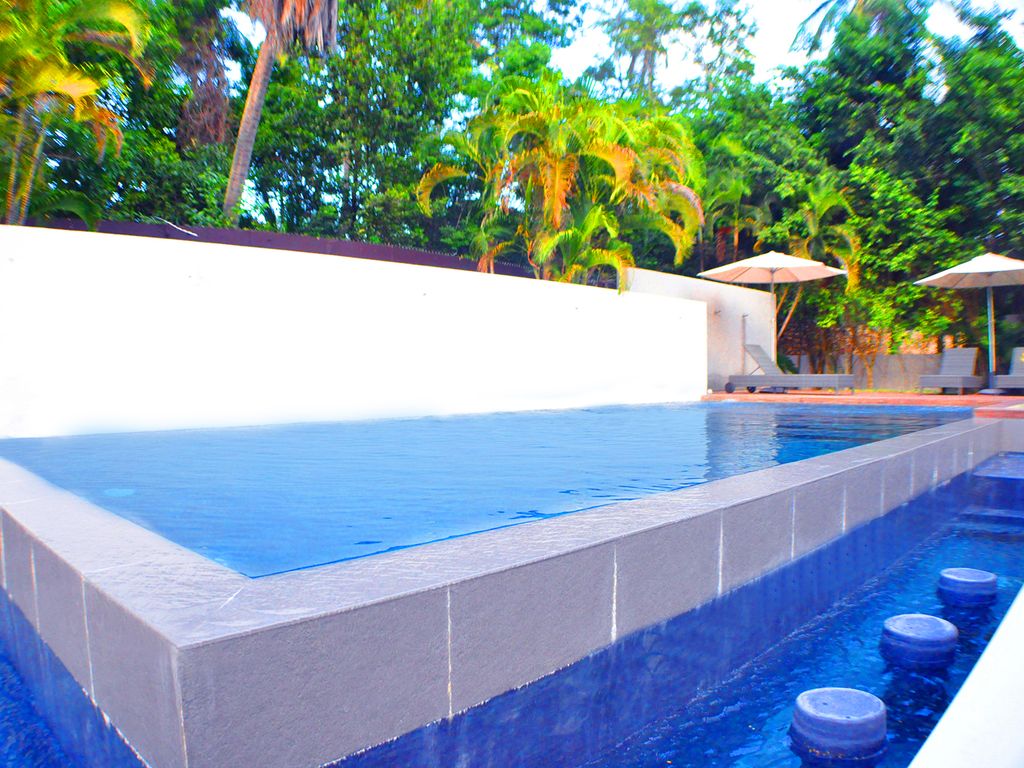 Mansión de lujo de 6 dormitorios en alquiler 693 St, Dorado Beach East