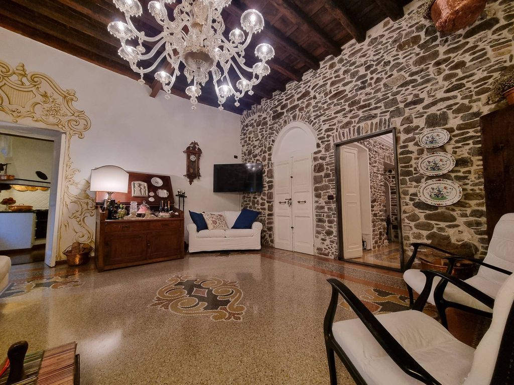 Appartamento di lusso di 130 m² in vendita sp 49, Varese Ligure, La Spezia, Liguria