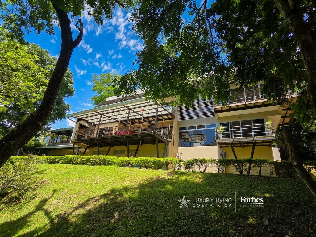 Эксклюзивный Особняк 450 м2 в Продажа Rio Oro, Santa Ana, Provincia de San José