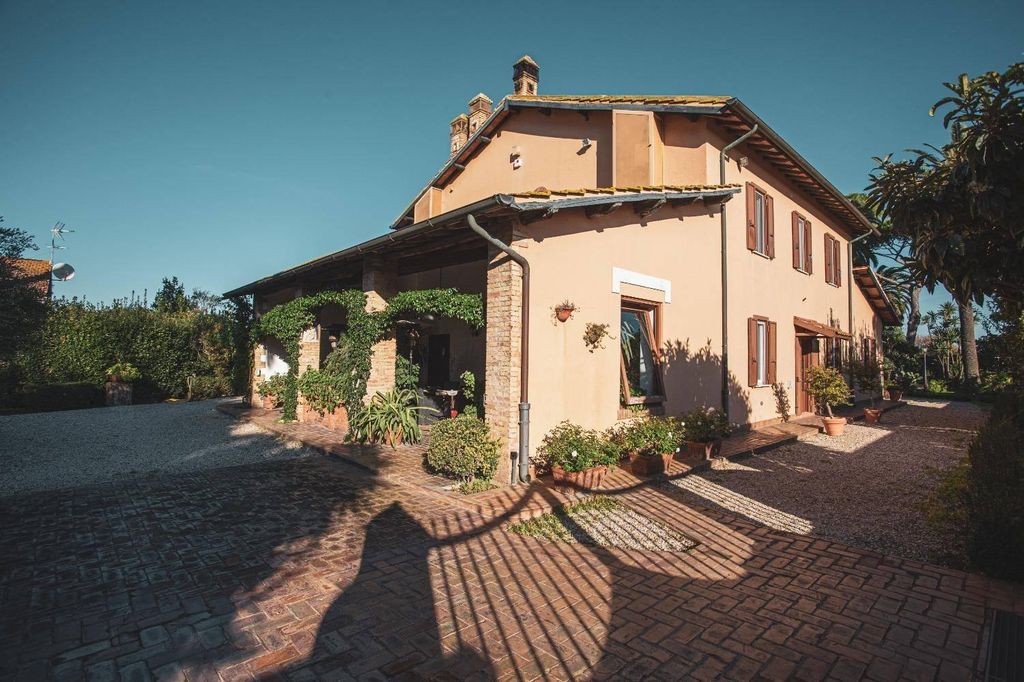 Prestigiosa villa di 400 mq in vendita Viale Maria, 56, Fiumicino, Lazio