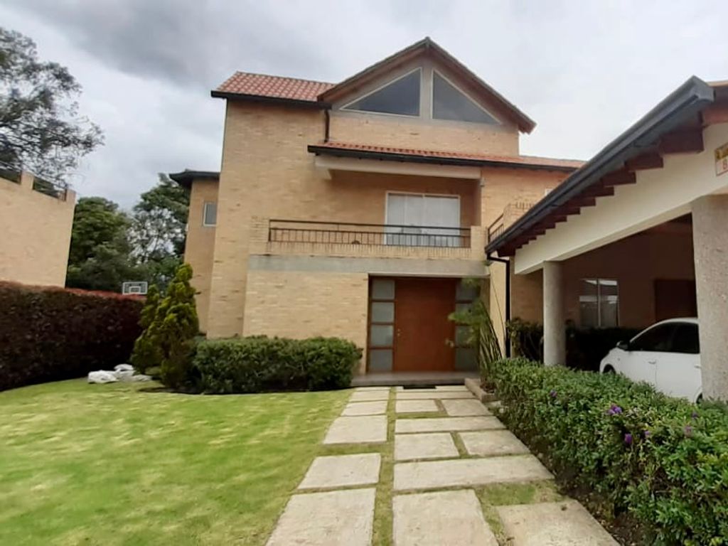 8 room luxury House for sale in Chía, Cundinamarca 128321467