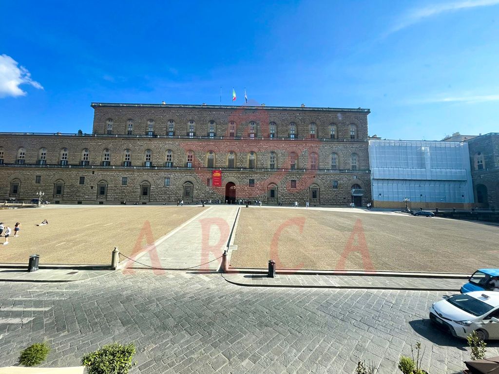 Appartamento di prestigio di 300 m² in vendita Piazza de' Pitti, Firenze, Toscana