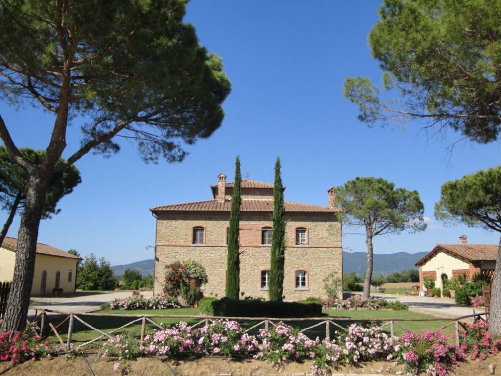 Immobile di 1160 mq in vendita - Monte San Savino, Toscana