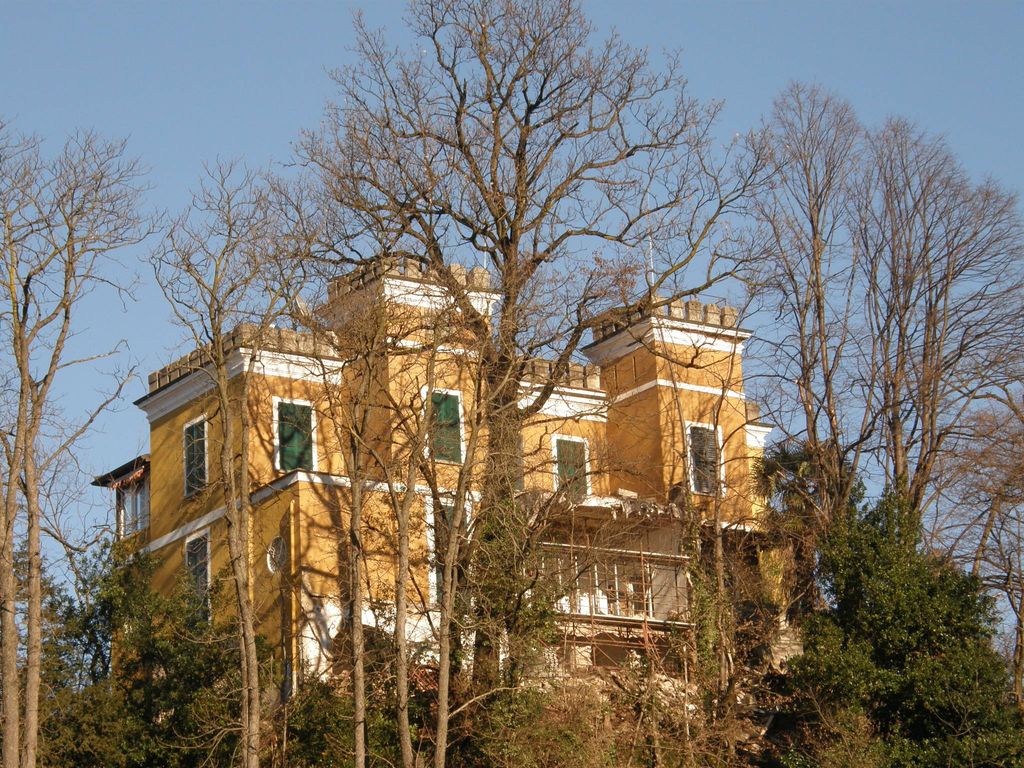 Morbio Superiore, Distretto di Mendrisio, Cantone Ticino, satılık