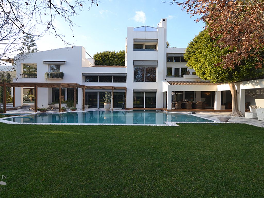 5 bedroom luxury Villa for sale in Glyfada, Greece - 37499921