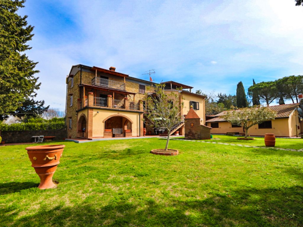 Casale di lusso in vendita Magliano in Toscana, Italia