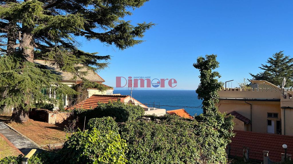 Prestigiosa villa di 173 mq in vendita Bergeggi, Liguria