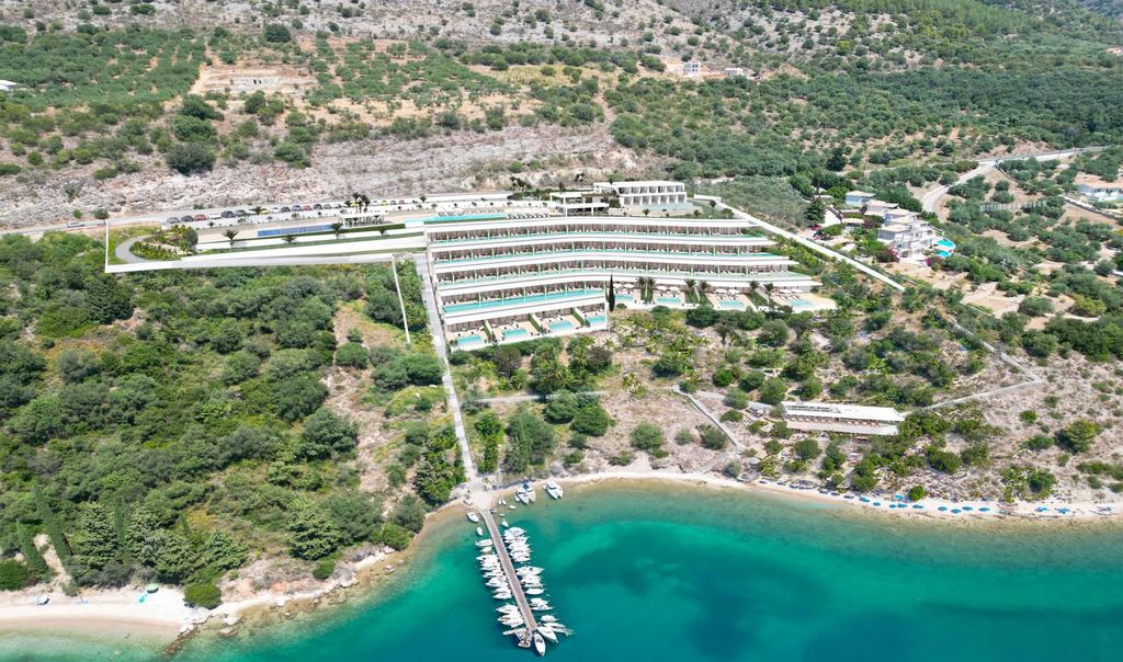 Элитный Отель 3500 м2 в Продажа PLATARIA, Igoumenítsa, Epirus