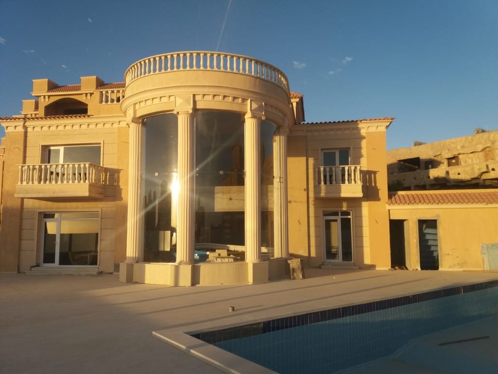 6 room luxury Villa for sale in Red sea , Hurghada , Al Ahyaa , Celena, Hurghada, Muḩāfaz̧at al