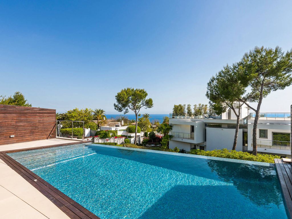 5 room luxury Villa for sale in Sierra Blanca, Spain 116674263