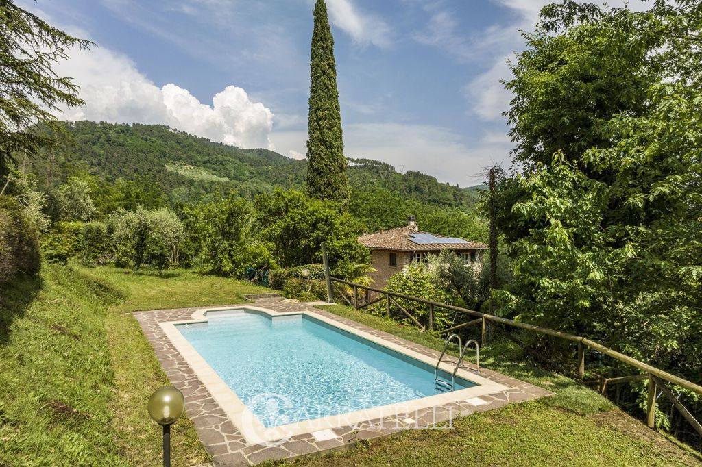 Casale di 450 mq in vendita Via Lucca Camaiore 8, San Martino in Freddana-Monsagrati, Lucca, Toscana