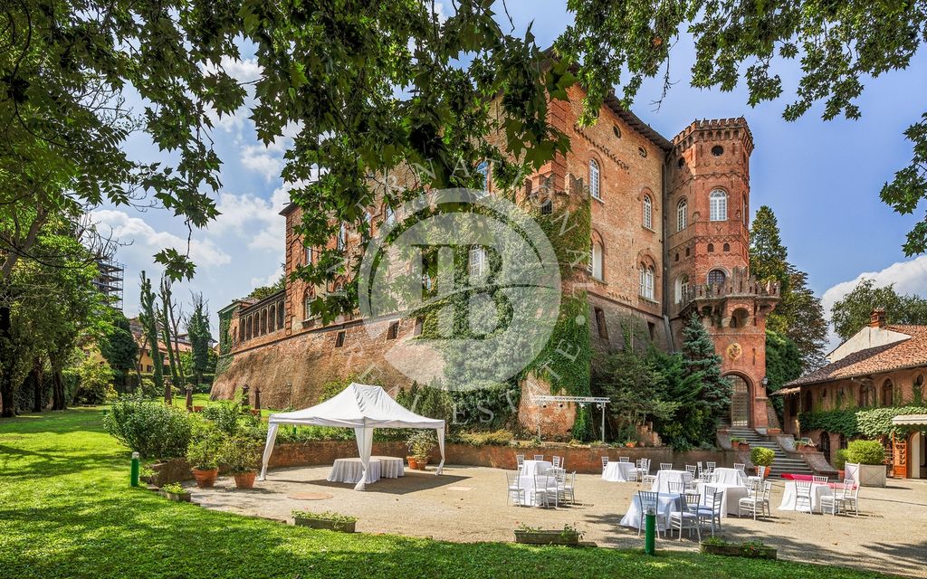 Castello in vendita - Alessandria, Piemonte