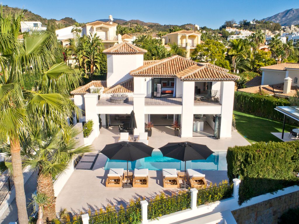 5 bedroom luxury Villa for sale in Marbella, Spain 83276263